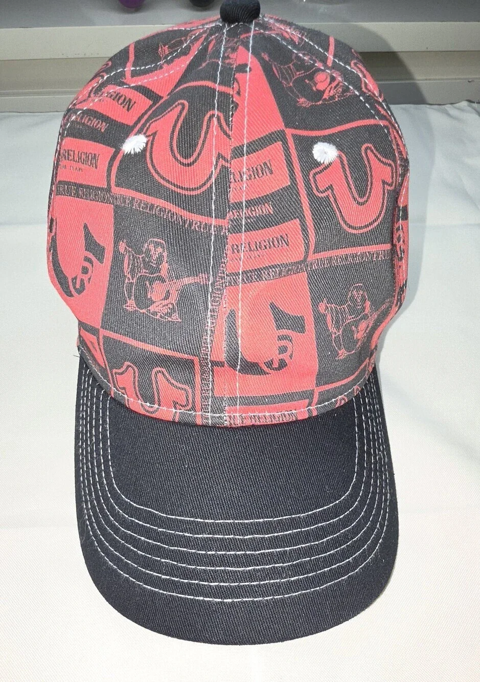 True Religion Men's Cap with Back Strap In Red and Black Adjustable Sku 0204